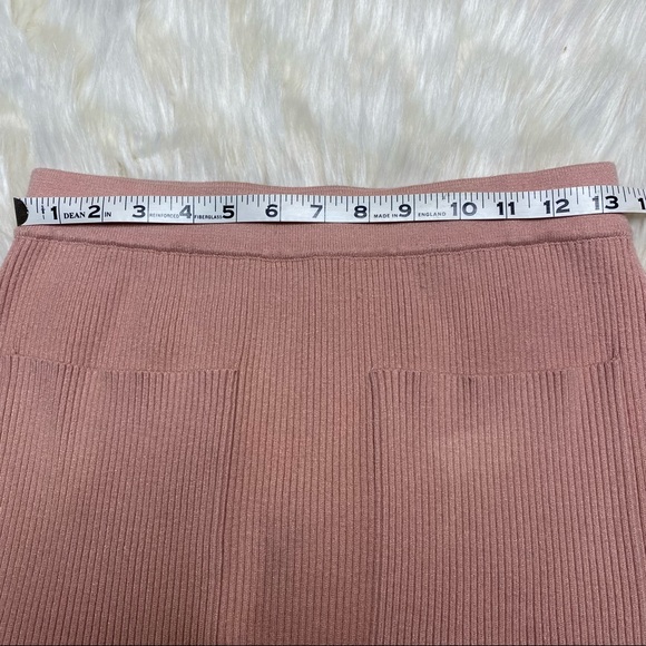 Knit Mini Skirt - Picture 5 of 9